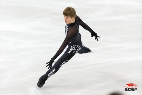 Ice Gallery Skates U.S.